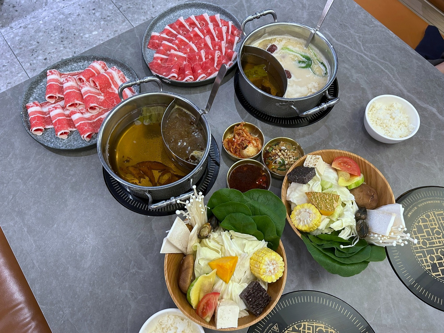 台湾旅5・おひとり様もOKな火鍋ランチと中山～雙連あたりを街歩き